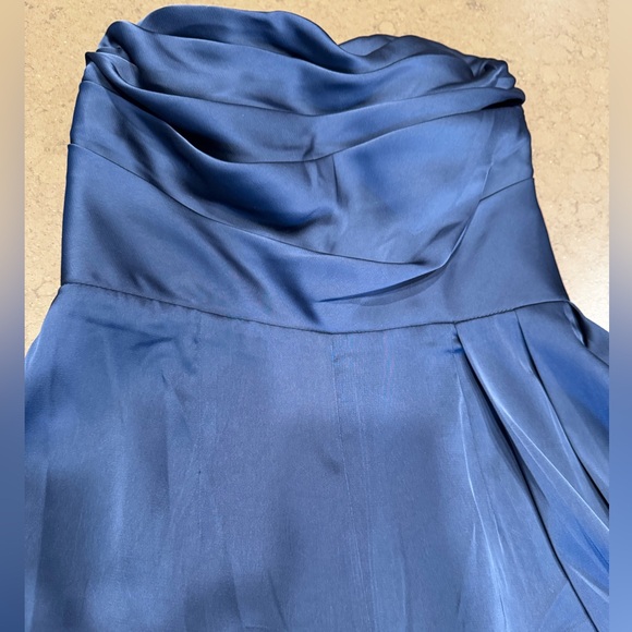 NEW Keaton Satin Jumpsuit Sz: XS - Picture 9 of 15